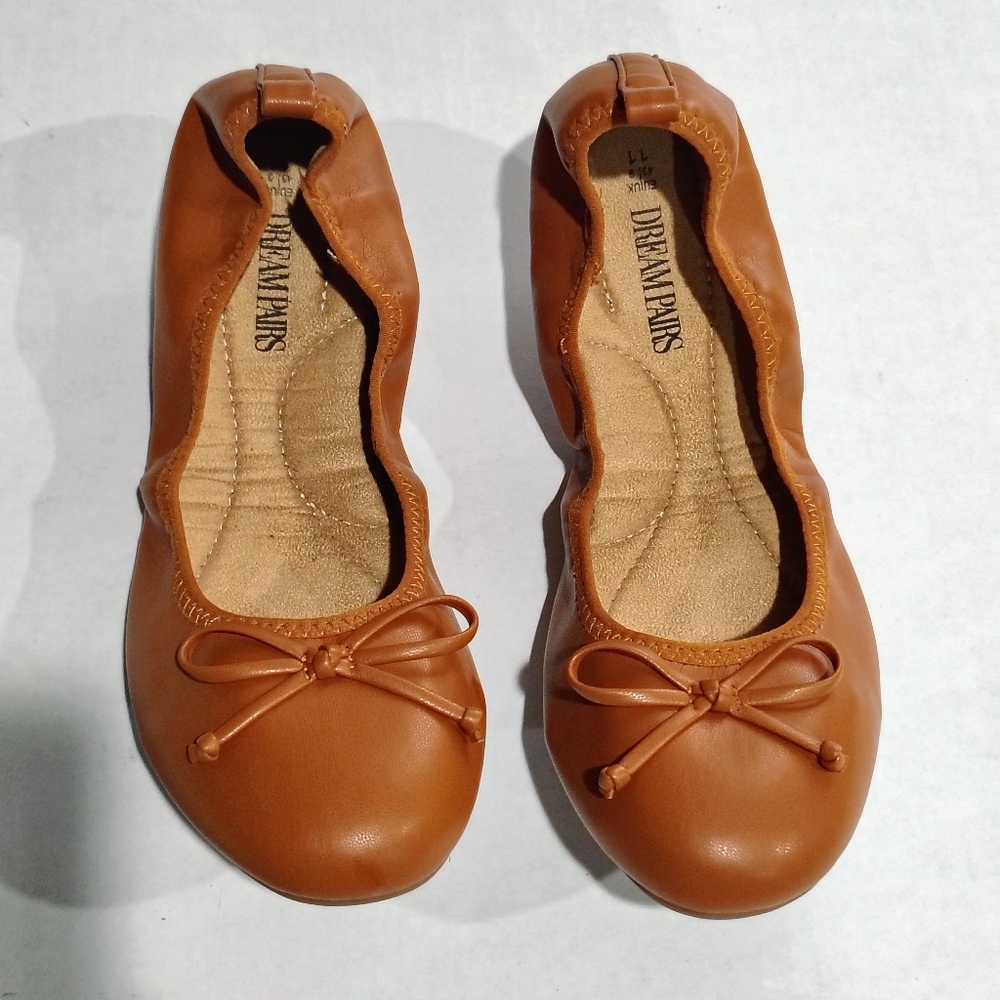 NWNB Dream Pairs Women's Tan Ballet Flats Size 11M